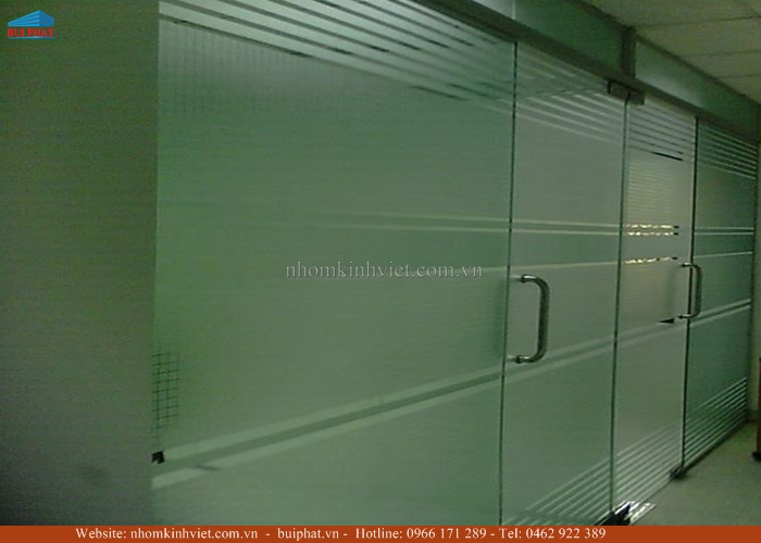 Cửa kính cường lực 12mm