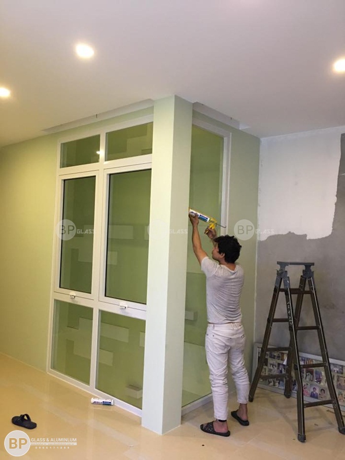 Lắp cửa kính khung nhôm màu trắng sứ tại Tỉnh Hòa Bình