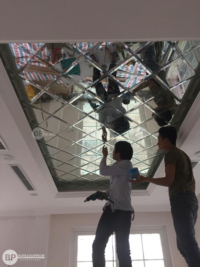 Thi công gương ghép trần tại Sài Đồng Long Biên