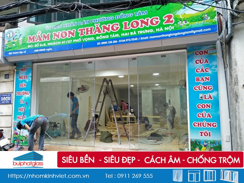 Lắp cửa kính cho trường mần non Thăng Long  tại Hai Bà Trưng