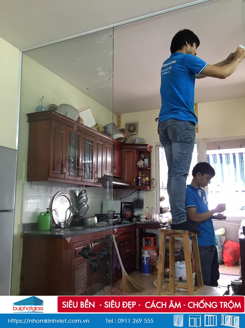 Lắp cửa kính cường lực tầng 1 chung cư Ngô Thị Nhậm Hà Đông