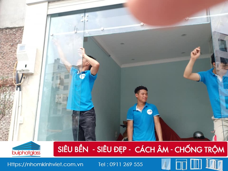 Lắp cửa kính lùa kép phi 25 đẹp tại Trần Đăng Ninh Kéo Dài