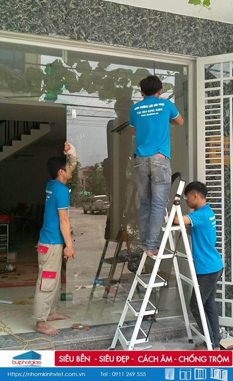 Thi công cửa kính thủy lực bản lề sàn tại Đô Nghĩa, Cầu Giấy
