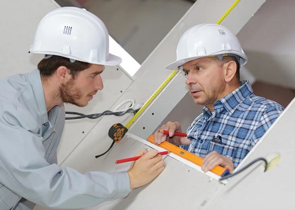 Bước 1: Vẽ sơ đồ lắp đặt gạch kính chi tiết