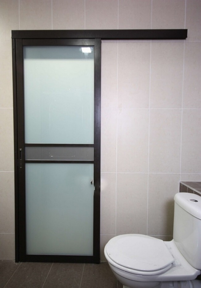 Cửa trượt nhà tắm