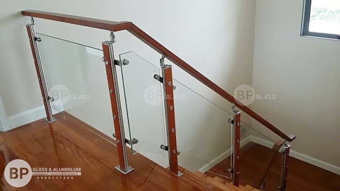 Tay vịn gỗ Lim Lam Phi kết cấu lạ mắt Tay vịn gỗ Lim Lam Phi kết cấu lạ mắt